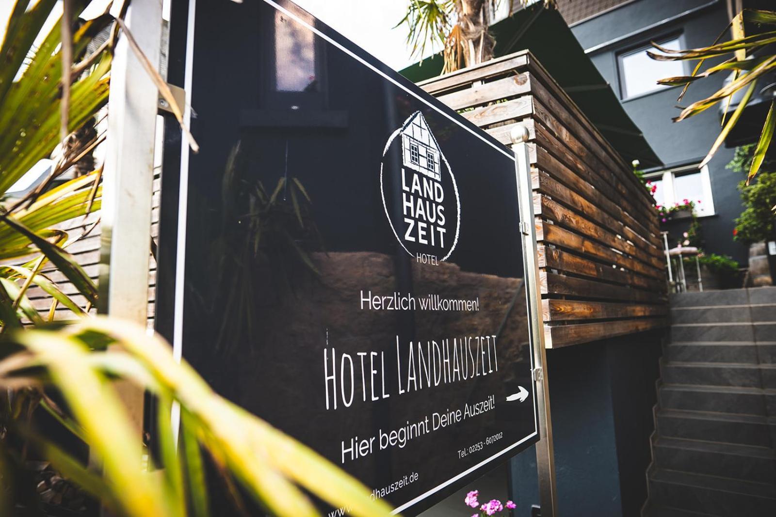 Boutique Hotel Landhauszeit Bad Muenstereifel Eksteriør bilde